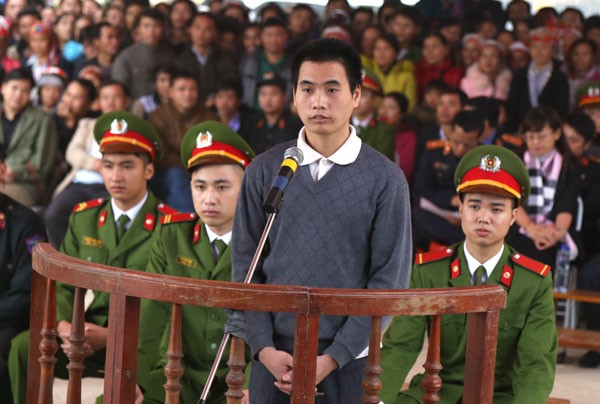 Tử hình kẻ sát hại dã man 4 người gây chấn động ở Lào Cai Tử hình kẻ sát hại dã man 4 người gây chấn động ở Lào Cai