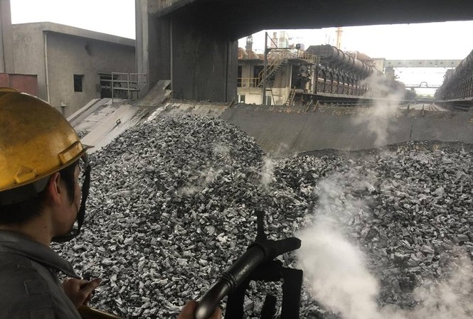 Hé lộ nhiều tình tiết mới liên quan vụ cháy cty Thép Hòa Phát Khu vực đường ống thoát khói tại lò thổi số 2, Cty Thép Hòa Phát Hải Dương. Ảnh: Nguyễn Hoàn