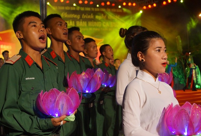 Lan tỏa tri ân, vang mãi hùng ca Lan tỏa tri ân, vang mãi hùng ca