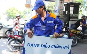 Xăng dầu góp phần đẩy CPI tháng 10 tăng mạnh Ảnh minh hoạ