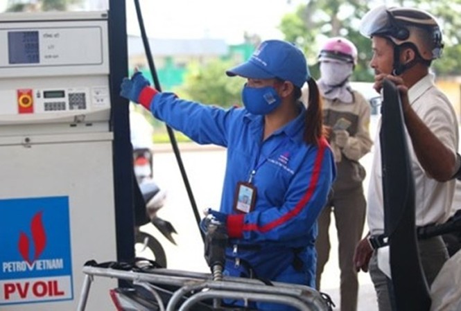 Tăng lương, giá điện và xăng dầu 'kích” CPI tăng Tăng lương, giá điện và xăng dầu khiến CPI tăng cao. ảnh minh hoạ
