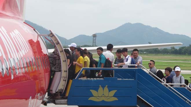Chuyện tậu trâu, tiếc đoạn dây thừng trong hàng không Chuyện tậu trâu, tiếc đoạn dây thừng trong hàng không