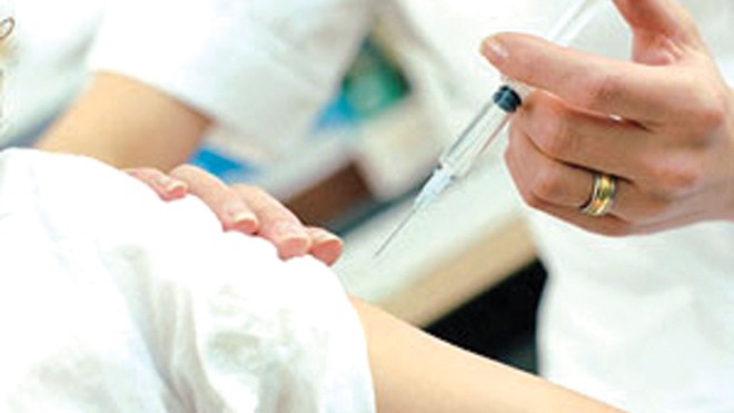 Đã có thuốc chữa khỏi bệnh vẩy nến? Amevive được tiêm trực tiếp vào cơ thể