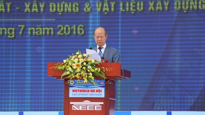 Ông nhựa Hoa Sen “tiến quân” ra Bắc Ông Nguyễn Trần Nam - Chủ tịch Hiệp Hội Bất Động Sản Việt Nam, Nguyên thứ trưởng Bộ Xây Dựng phát biểu khai mạc Triển lãm Quốc tế Bất Động Sản Việt Nam - VNREA EXPO Hà Nội 2016