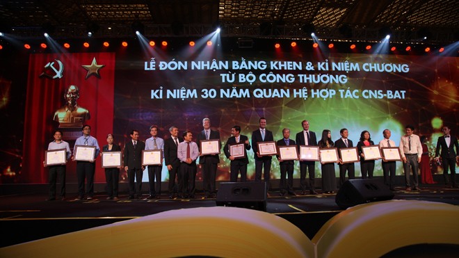 Tổng công ty Công nghiệp Sài Gòn và BAT: 30 năm hợp tác thành công Tổng công ty Công nghiệp Sài Gòn và BAT: 30 năm hợp tác thành công