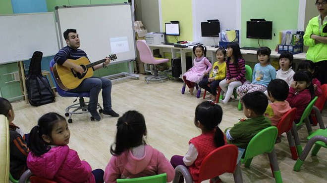 Con bạn có thể tiếp thu ngôn ngữ thứ 2 từ khi nào Con bạn có thể tiếp thu ngôn ngữ thứ 2 từ khi nào