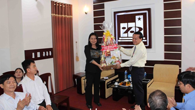 Lãnh đạo TP Cần Thơ thăm và làm việc với tập đoàn Sao Mai Lãnh đạo TP Cần Thơ thăm và làm việc với tập đoàn Sao Mai