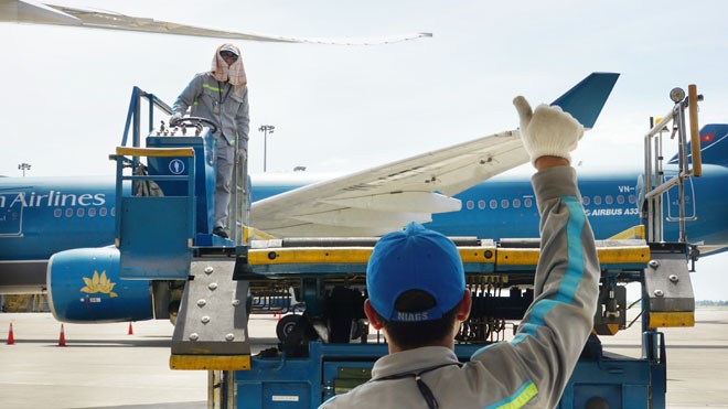 Vietnam Airlines đạt giải chất lượng dịch vụ mặt đất ASEAN Dịch vụ mặt đất là một trong những mảng kinh doanh quan trọng, mang lại lợi nhuận lớn cho Vietnam Airlines