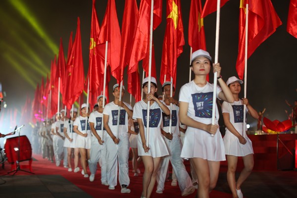 Nhiều tên tuổi lớn sẽ góp mặt trong đêm pháo hoa thứ hai Nhiều tên tuổi lớn sẽ góp mặt trong đêm pháo hoa thứ hai