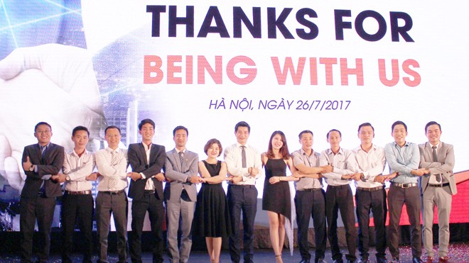 Nghemoigioi.vn: Sự kết hợp giữa bất động sản, thương mại điện tử và công nghệ Đại diện nghemoigioi.vn và hệ thống các Nhà kết nối tại Hà Nội