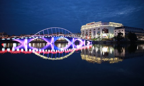 Vừa chào sàn – Mã VRE đã đạt giá trị giao dịch lớn nhất trong lịch sử Vừa chào sàn – Mã VRE đã đạt giá trị giao dịch lớn nhất trong lịch sử