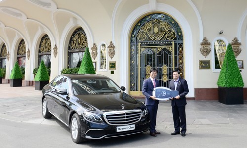 Majestic Sài Gòn tiếp nhận E 200 thế hệ mới từ Mercedes-Benz Việt Nam Quá trình phân phối và dịch vụ hậu mãi cho xe E 200 được thực hiện bởi đại lý ủy quyền chính hãng Vietnam Star