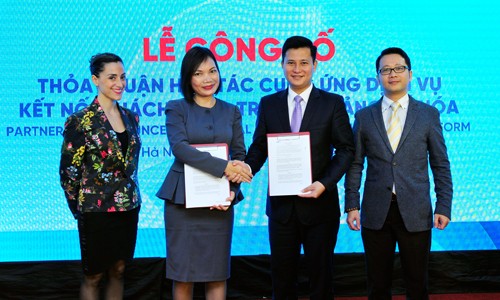 VietinBank kết nối khách hàng toàn cầu trên nền tảng số hóa Đại diện VietinBank và ON trao Thỏa thuận Hợp tác
