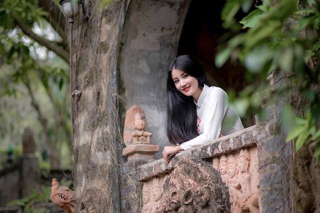 Hoa khôi ĐH Tài Nguyên Môi trường: 'Đẹp nhân tạo hay tự nhiên không quan trọng bằng nhân cách' Hoa khôi ĐH Tài Nguyên Môi trường: 'Đẹp nhân tạo hay tự nhiên không quan trọng bằng nhân cách'