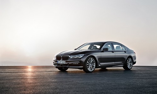 Lô xe BMW mới do Thaco nhập khẩu đã về cảng Lô xe BMW mới do Thaco nhập khẩu đã về cảng