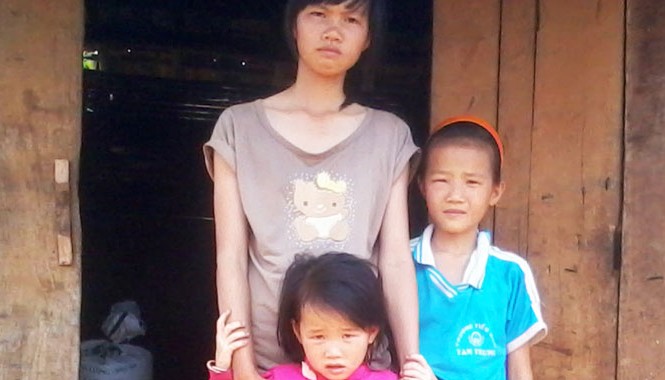 Ba cháu khốn khổ bị 'bỏ quên' 3 chị em bị chính quyền bỏ quên