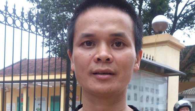 Hàng trăm người dân vây trụ sở xã ở Phú Thọ Anh Thức được gia đình bảo lãnh về trưa 7/5