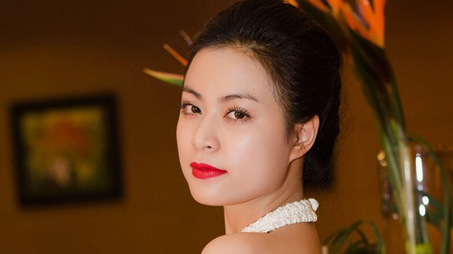 Hoàng Thùy Linh: 'Tấm gương' của Thanh Bùi? Hoàng Thùy Linh: 'Tấm gương' của Thanh Bùi?
