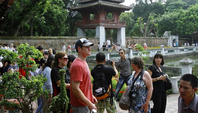 Đại sứ du lịch không phải để hưởng lợi Không cẩn thận, bầu chọn đại sứ du lịch lại là cuộc chơi tốn kém, không hữu ích. Ảnh: Như Ý