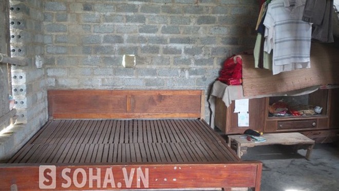 Bé gái 12 tuổi suốt 5 năm làm 'nô lệ tình dục' cho bố Nơi người cha mất nhân tính dở trò đồi bại với chính con gái mình.
