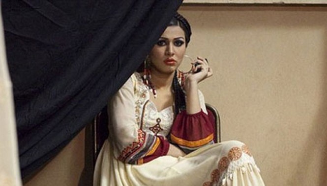 Siêu mẫu phải ngồi tù vì tội rửa tiền Ayyan Ali, nữ hoàng thời trang của Pakistan.