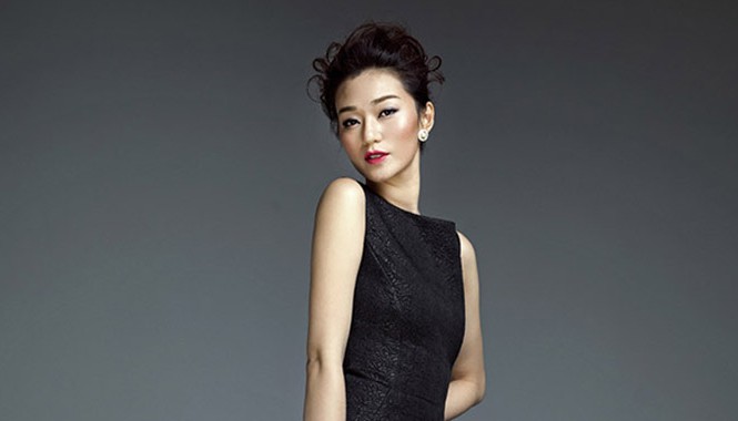 Khánh My chẳng hở hang vẫn đẹp hút hồn Nổi tiếng như một trong những người đẹp sexy nhất Vbiz, thế nhưng thời gian gần đây, Khánh My quyết định rũ bỏ "danh hiệu" này để hướng đến một hình ảnh kín đáo, thanh lịch hơn.