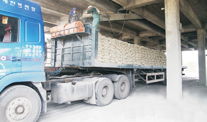 Xi măng Quán Triều tập trung vào hai nhiệm vụ trọng tâm Xi măng Quán Triều tập trung vào hai nhiệm vụ trọng tâm