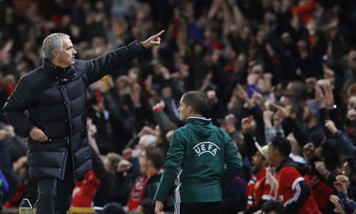 Mourinho: 'Tôi chẳng có gì đặc biệt nếu M.U không thể vô địch' Mourinho dành toàn bộ tâm trí cho Man Utd lúc này. Ảnh: Reuters.