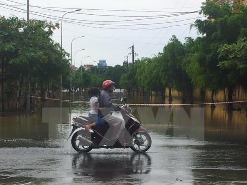 Dự báo thời tiết 25/10: Mưa rào và dông ở nhiều tỉnh vùng Nam bộ Mưa rào và dông xuất hiện tại khu vực Nam Biển Đông và các tỉnh Nam Bộ. Ảnh minh họa: Trọng Lịch/TTXVN