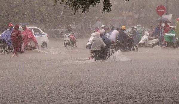 Miền Trung: Mưa lớn 6 ngày liên tiếp, nguy cơ lũ lớn Miền Trung sẽ diễn ra một đợt mưa lớn trong gần 1 tuần.