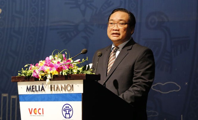 Bí thư Hà Nội: 'Ngăn ngừa sách nhiễu, giảm phiền hà cho doanh nghiệp' Bí thư Thành uỷ Hà Nội phát biểu tại Hội nghị. Ảnh: Thanh Hải.