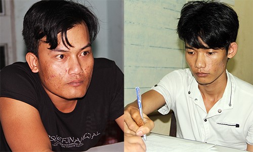Kẻ cầm đầu dùng súng cướp tiệm vàng ở Tây Ninh đầu thú Hai anh em Khoa và Phương bị bắt giữ sau một ngày gây án. Ảnh: Hồng Tuyết.