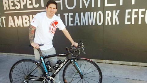 Messi được tặng 'ngựa sắt' giá 10.000 euro Messi được tặng 'ngựa sắt' giá 10.000 euro