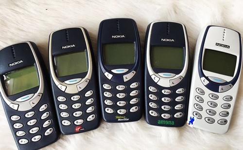 Nokia 3310 đời cũ bị 'hét giá' lên 5 - 6 triệu đồng Những chiếc Nokia 3310 được tân trang và bán với giá đắt hơn so với thông thường.