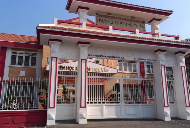 Giáo viên 'tố' hai cô giáo làm lộ đề thi văn ở TPHCM Trường THPT Thủ Thiêm, quận 2, TPHCM nghi bị lộ đề văn lớp 10 giữa kỳ.