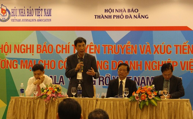 Doanh nghiệp phải chủ động nắm bắt cơ hội từ APEC TS Võ Trí Thành cho rằng, các DN phải tận dụng triệt để các cơ hội hợp tác đầu tư APEC. Ảnh: Giang Thanh.
