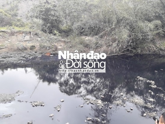 Quảng Ninh: Bãi chôn lấp rác của Cty Indevco gây ô nhiễm môi trường Nước từ khu xử lý chất thải của Indevco “rò” ra sông Diễn Vọng.