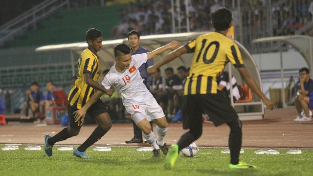 Tuyển thủ U23 nào có thể đá chính ở đội tuyển Việt Nam? Quang Hải xứng đáng có một suất đá chính ở đội tuyển quốc gia. Ảnh: Trọng Vũ.
