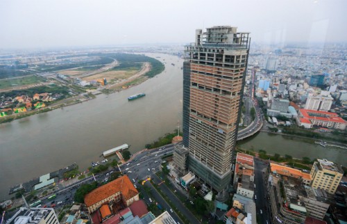 Đấu giá tòa nhà Saigon One Tower khởi điểm 6.100 tỷ đồng Tòa nhà Saigon One Tower. Ảnh: Quỳnh Trần.