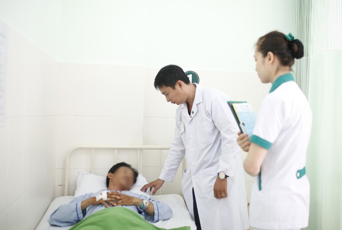 Cứu thành công bệnh nhân 40 tuổi 'gãy súng' Ca phẫu thuật cấp cứu thành công bệnh cho bệnh nhân bị gãy dương vật.