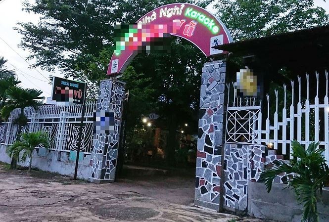 Bản tin 20H: Tin mới vụ Bí thư vào nhà nghỉ 'thăm' nữ cán bộ Nơi ông Thuân “thăm hỏi” bà Minh bị “trúng gió”.
