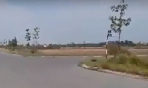 Bế tắc vì mua đất nơi hoang vu trong đợt sốt bất động sản Chưa có ngôi nhà nào được xây trong khu vực anh Phước mua đất - Ảnh: NVCC.