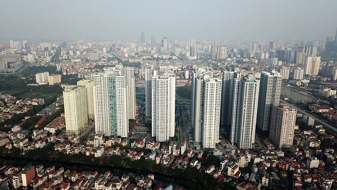 Chỉ duyệt xây chung cư, nhà cao tầng khi phù hợp quy hoạch Trên địa bàn Hà Nội hàng loạt tòa nhà chung cư chọc trời với mật độ dày đặc gây bức bí và ùn tắc giao thông.