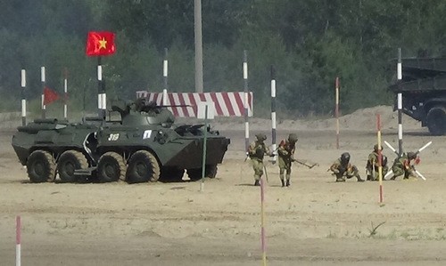 Bộ đội công binh Việt Nam vào chung kết hội thao quân sự quốc tế Chiến sĩ công binh Việt Nam thi đấu hôm 7/8. Ảnh: QĐND.