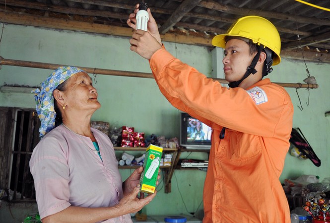 Bộ Công Thương báo cáo Thủ tướng việc tăng giá điện Theo Bộ Công Thương, việc tăng giá điện được thực hiện theo đúng quy trình và không có sự bất thường