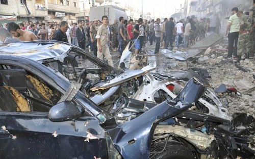 Đánh bom liên hoàn ở Syria, hơn 70 người thương vong Hiện trường vụ đánh bom