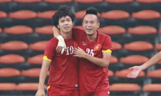 U23 Việt Nam chờ duyên Công Phượng, Huy Toàn Công Phượng, Huy Toàn sẽ phá lưới người Mã?