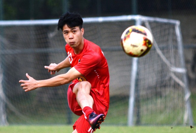 Ông Park Hang Seo gọi 9 cầu thủ HAGL lên tuyển U23 Công Phượng có tên trong danh sách tập trung đội tuyển U23 Việt Nam chuẩn bị cho VCK U23 châu Á 2018.