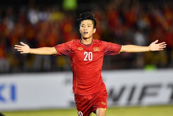 HLV Park Hang Seo nhận tin vui từ trò cưng trước King’s Cup 2019 Sự trở lại của Phan Văn Đức giúp HLV Park Hang Seo có thêm lựa chọn ở tuyển Việt Nam.