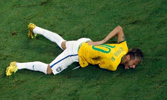 Chấn thương cột sống, Neymar sớm chia tay World Cup Chấn thương cột sống, Neymar sớm chia tay World Cup